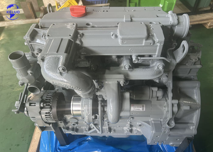 Brandneuer BF4M2012C / BF4M2012 Motor 98kW, 2100 RPM für vibrierende Straßenwalzen.