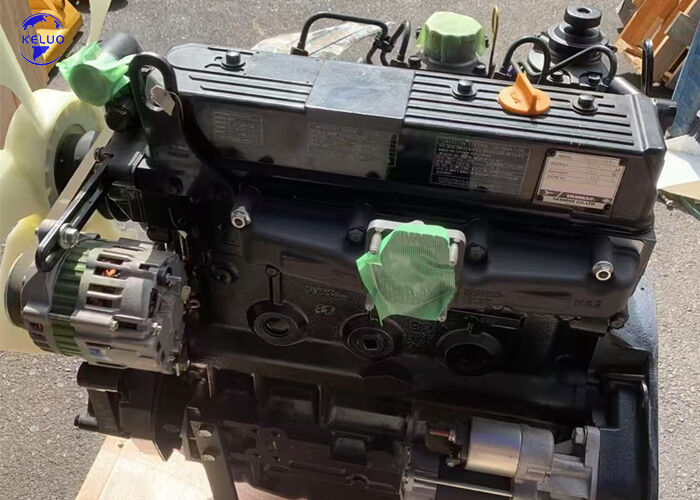 Ein klassischer inline-vierwassergekühlter vertikaler Dieselmotor 4TNE92 Motor für Gabelstapler