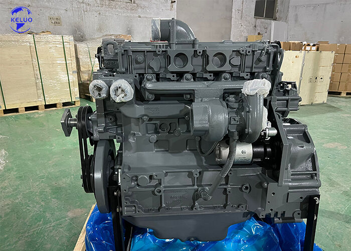 Deutz BF4M1013EC/FC wassergekühlter 4-Takt-Dieselmotor (Serie 1013) für den Bau, Generatoren und die Marineindustrie.