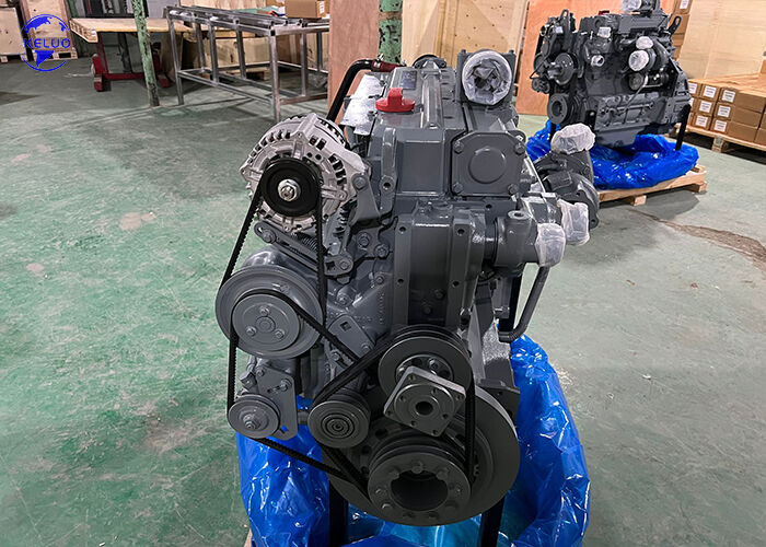 Deutz BF4M1013EC/FC wassergekühlter 4-Takt-Dieselmotor (Serie 1013) für den Bau, Generatoren und die Marineindustrie.