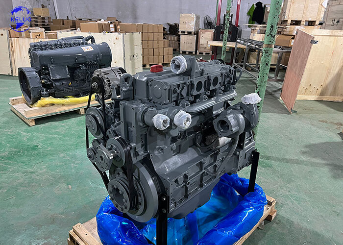 Deutz BF4M1013EC/FC wassergekühlter 4-Takt-Dieselmotor (Serie 1013) für den Bau, Generatoren und die Marineindustrie.